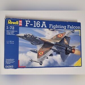 F-16A Fighting Falcon 1:72 Scale Revell Model Open Box Sealed Pieces